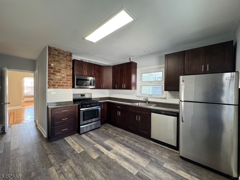 271 Davis Avenue Kearny NJ 07032