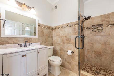 22 Saunders Lane Mount Olive NJ 07840
