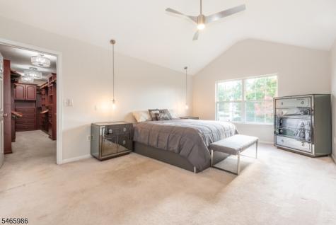 22 Saunders Lane Mount Olive NJ 07840