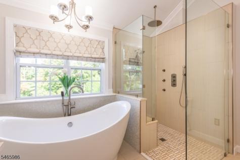 22 Saunders Lane Mount Olive NJ 07840