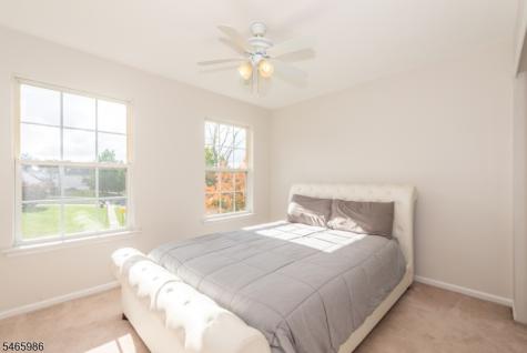 22 Saunders Lane Mount Olive NJ 07840