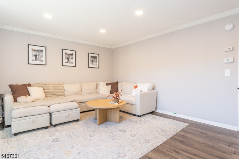 322 Broughton Avenue Bloomfield NJ 07003