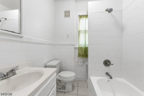 40 Linden Avenue Belleville NJ 07109
