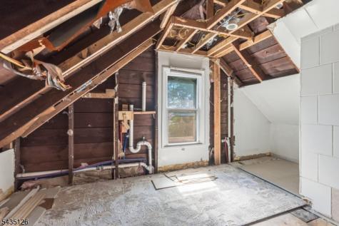 40 Linden Avenue Belleville NJ 07109