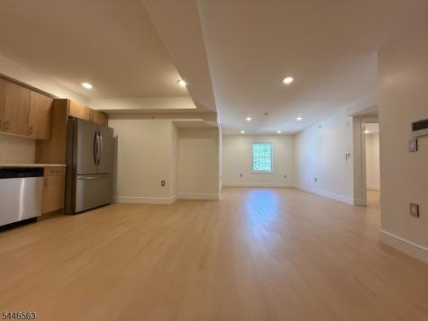 627 Valley Road Montclair NJ 07043