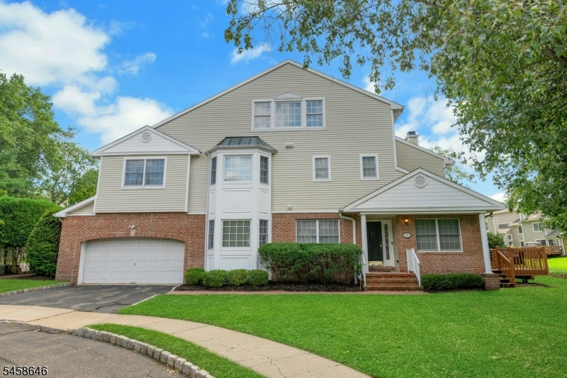 16 Mcmanus Court West Orange NJ 07052