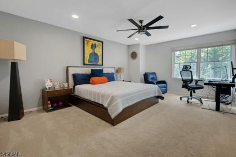 16 Mcmanus Court West Orange NJ 07052