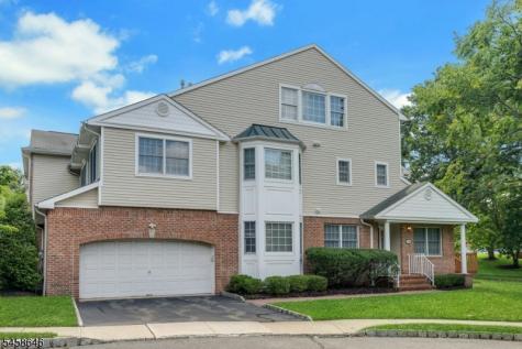16 Mcmanus Court West Orange NJ 07052