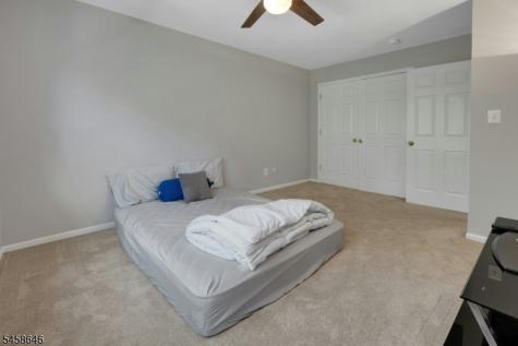16 Mcmanus Court West Orange NJ 07052
