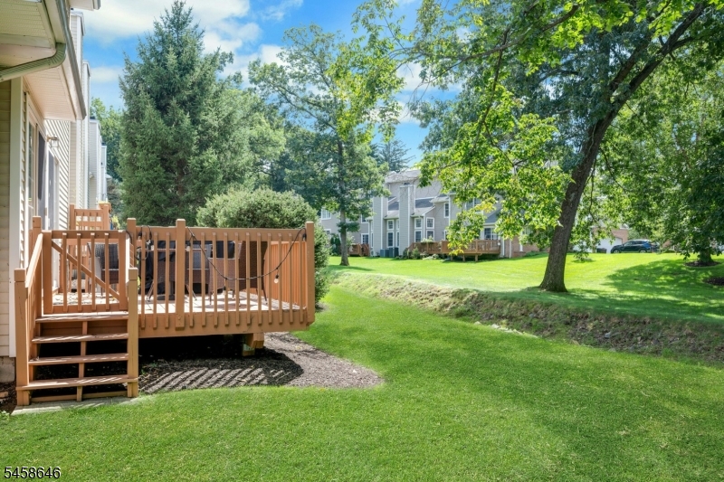 16 Mcmanus Court West Orange NJ 07052