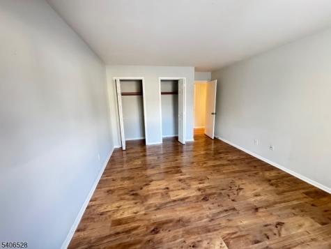 15 Hanover Square Middlesex NJ 08846
