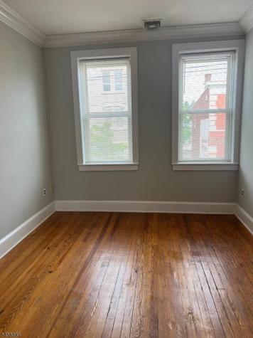 107 Pine Street Montclair NJ 07042