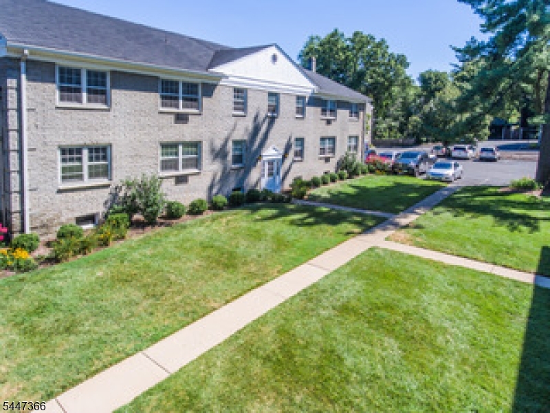 135 S Maple Avenue Ridgewood Village NJ 07450