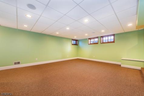 746 Valley Road Montclair NJ 07043