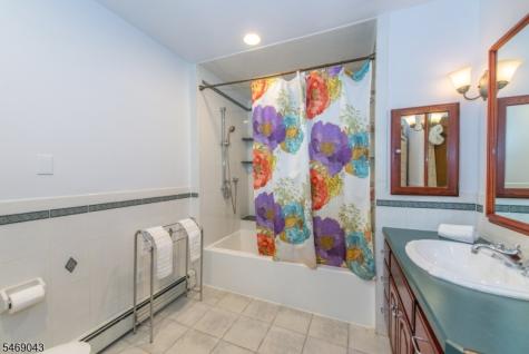 746 Valley Road Montclair NJ 07043