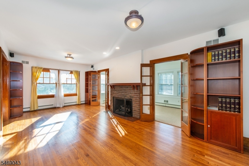 746 Valley Road Montclair NJ 07043