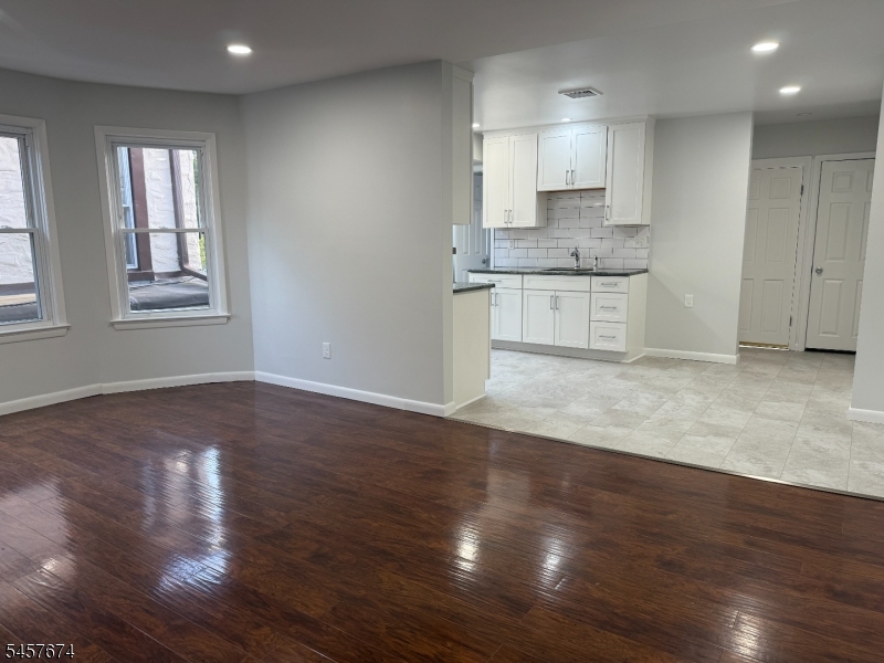 584 Pompton Avenue Cedar Grove NJ 07009