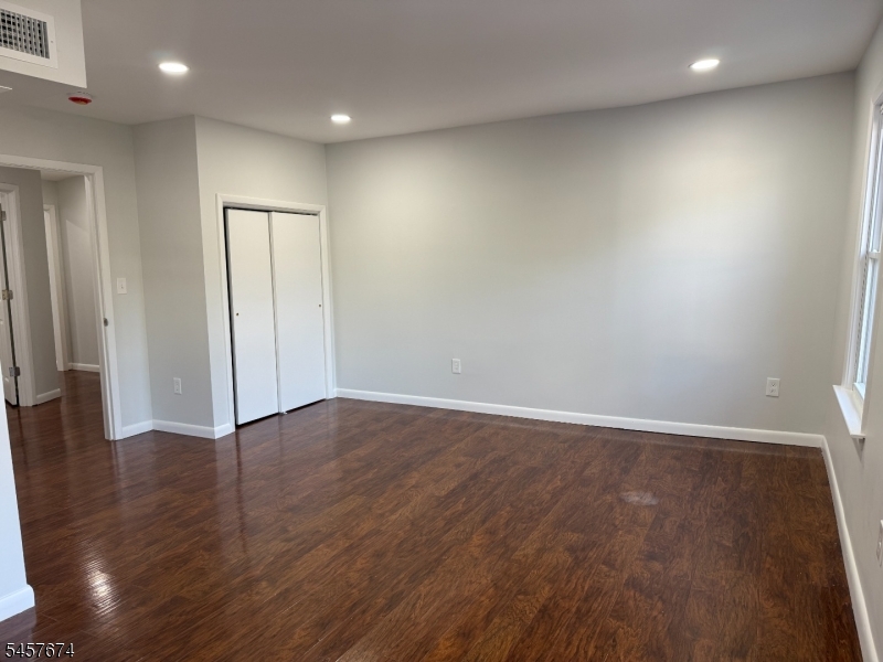 584 Pompton Avenue Cedar Grove NJ 07009