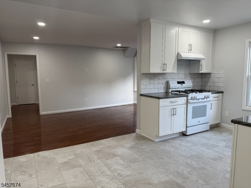 584 Pompton Avenue Cedar Grove NJ 07009