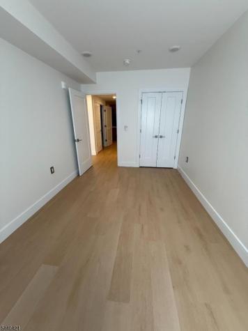 627 Valley Road Montclair NJ 07043