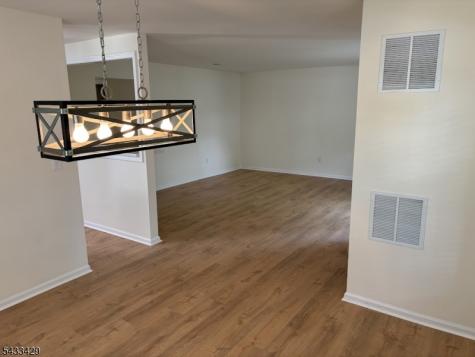 87 Junco Court Readington NJ 08887