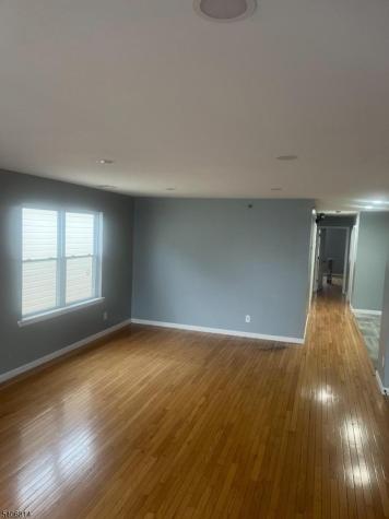 710 27TH Street Union NJ 07087