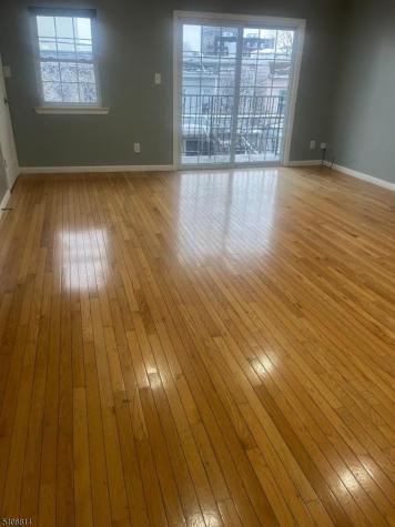 710 27TH Street Union NJ 07087