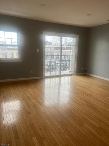 710 27TH Street Union NJ 07087