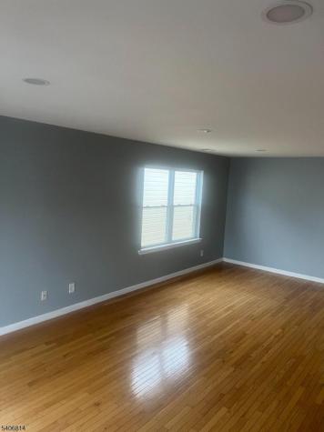 710 27TH Street Union NJ 07087