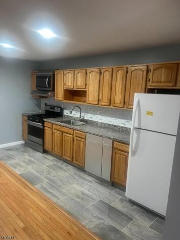 710 27TH Street Union NJ 07087