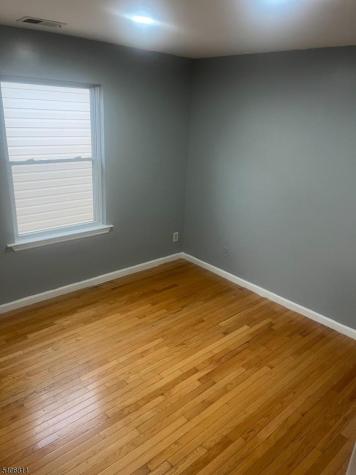 710 27TH Street Union NJ 07087