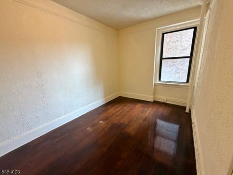 94 S Munn Avenue East Orange NJ 07018
