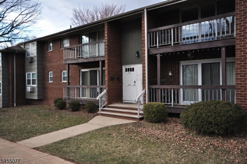 18 Deanna Drive Hillsborough NJ 08844