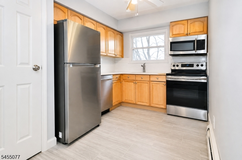 18 Deanna Drive Hillsborough NJ 08844