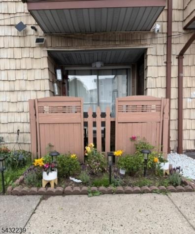 58 S 2nd Street Elizabeth NJ 07206