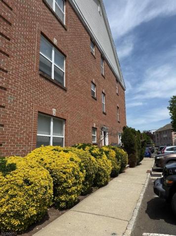 901 STUYVESANT-106 Union NJ 07083