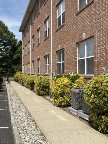 901 STUYVESANT-106 Union NJ 07083