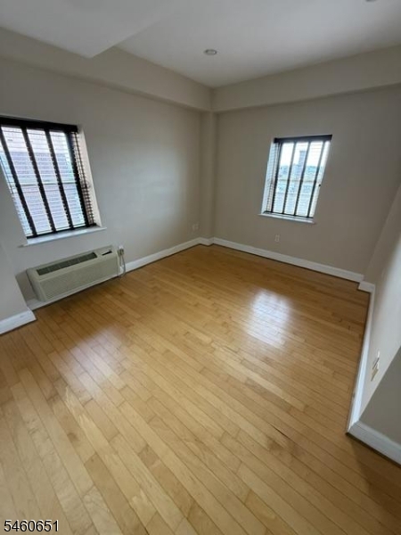 70 S Munn Avenue East Orange NJ 07018