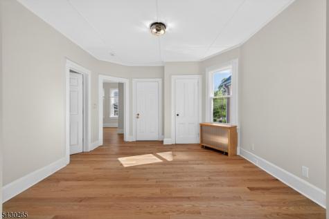 19 Sylvan Place Montclair NJ 07042
