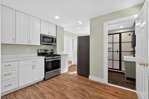 19 Sylvan Place Montclair NJ 07042