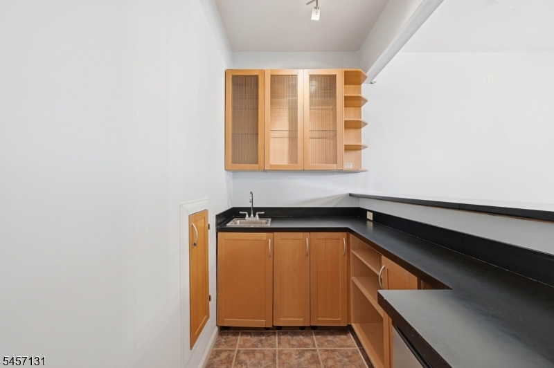 314 Winthrop Drive Nutley NJ 07110