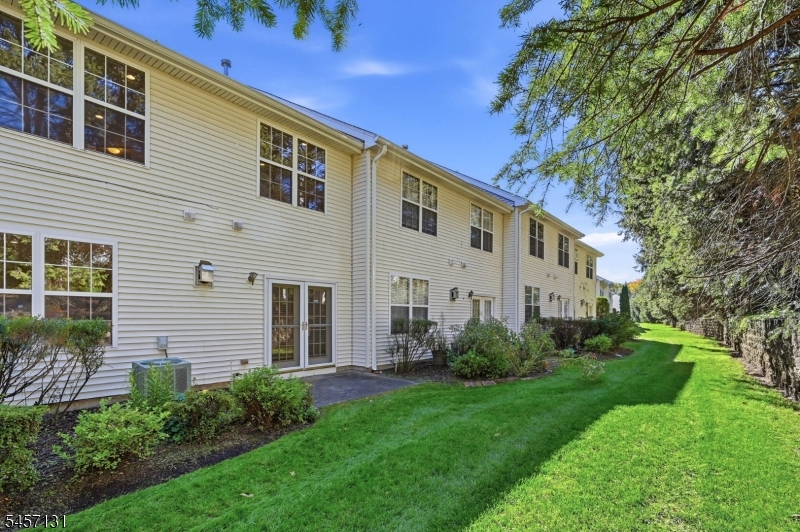 314 Winthrop Drive Nutley NJ 07110