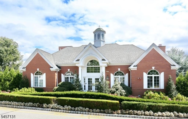 314 Winthrop Drive Nutley NJ 07110