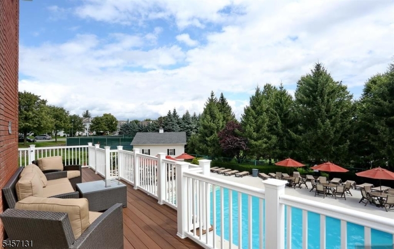 314 Winthrop Drive Nutley NJ 07110
