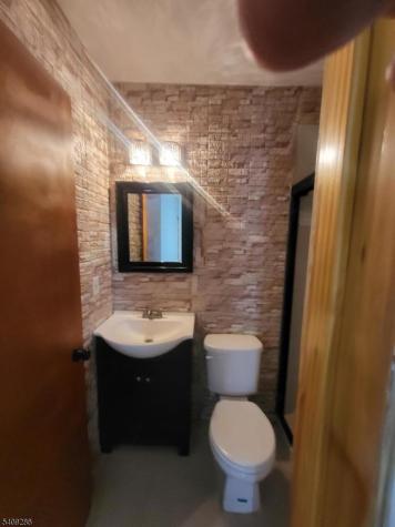 620 Mcgillvray Place Linden NJ 07036