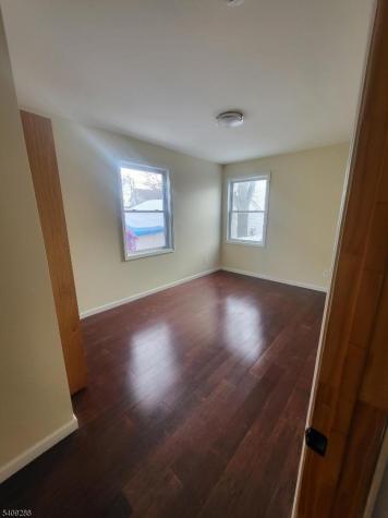 620 Mcgillvray Place Linden NJ 07036