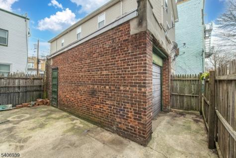 92 Mallory Avenue Jersey City NJ 07304