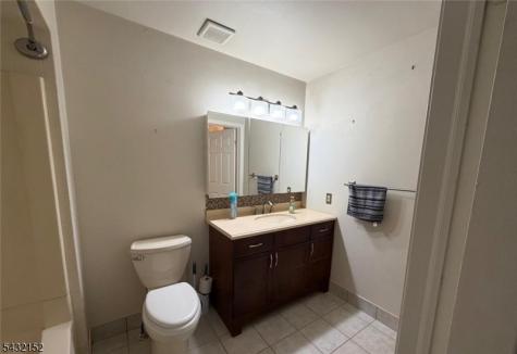 2509 Candlelight Court Helmetta NJ 08828