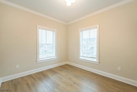 84 Auburn Street Paterson NJ 07501