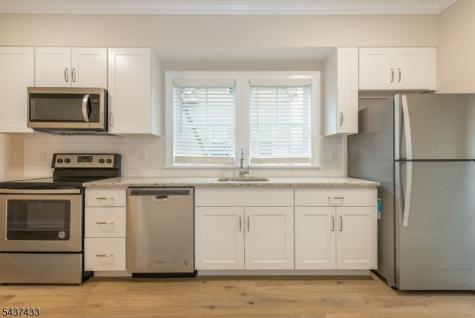 84 Auburn Street Paterson NJ 07501
